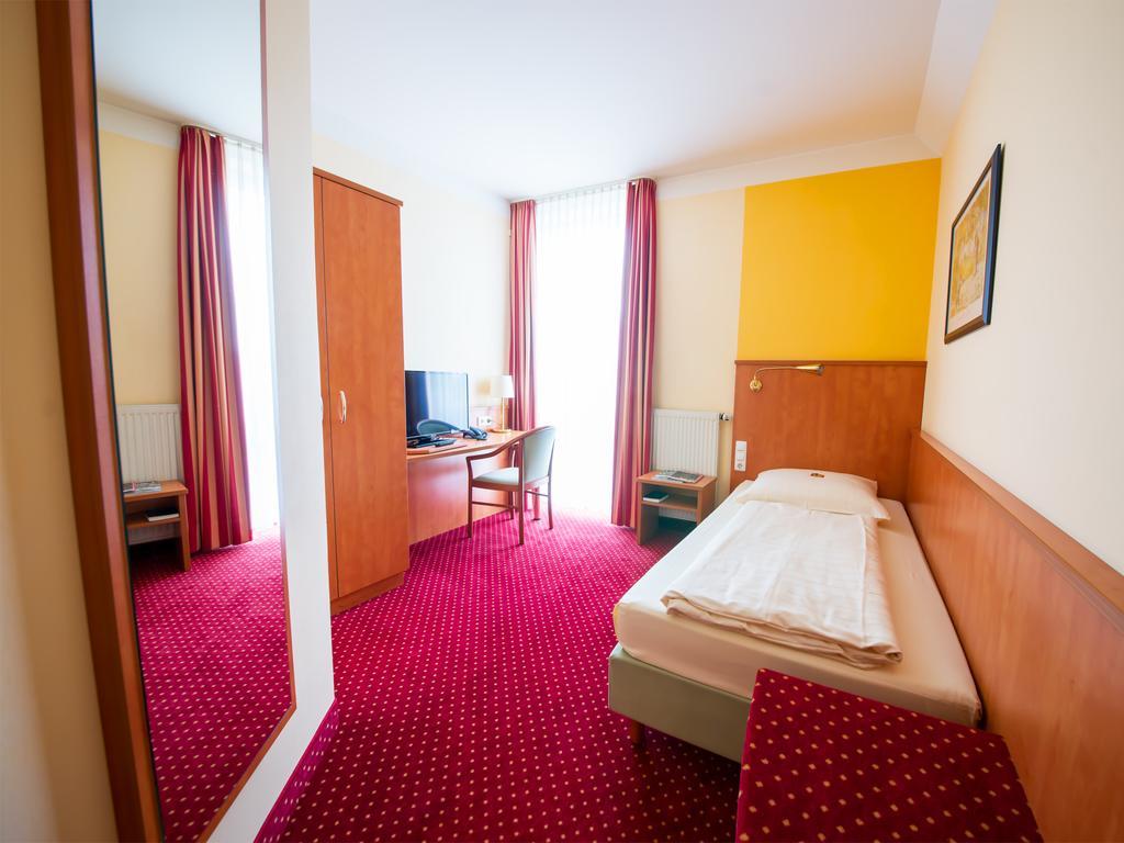 Hotel Mirage Duisburg Bilik gambar